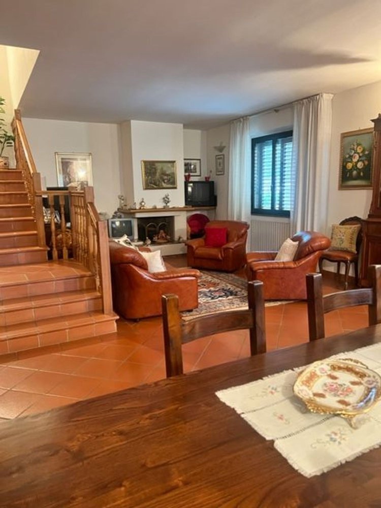 15 rooms Villa in Castiglion Fiorentino, Italy No. 62888