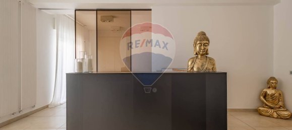 Квартира с 5 комнатами в Модуньо, Италия № 77161 14