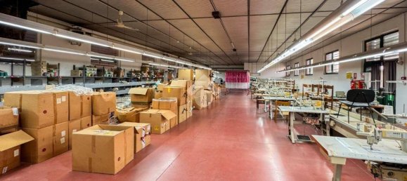 4 rooms Warehouse in Soncino, Italy No. 70875 2