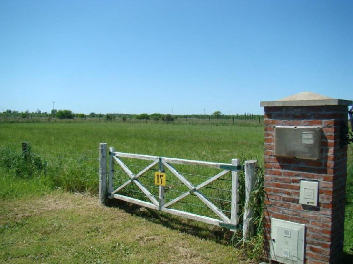 Grundstück in Canuelas, Argentina, Nr. 37016