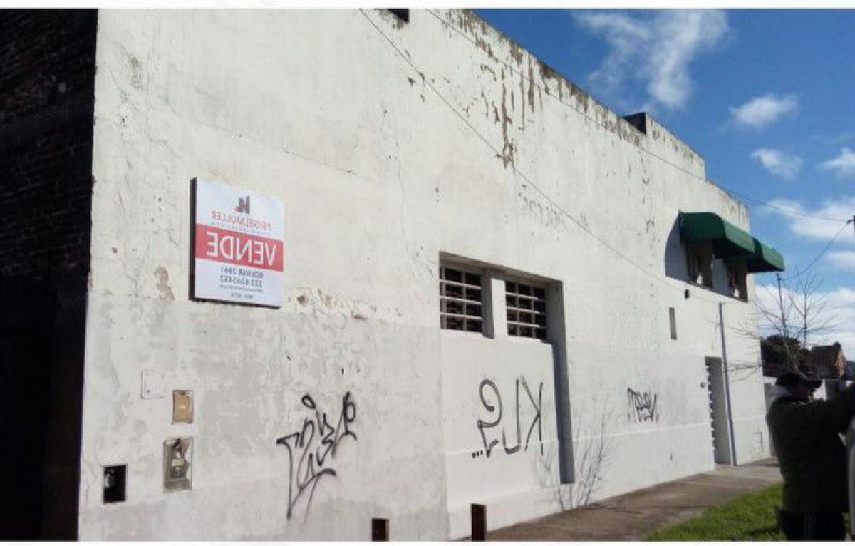 1100m² Building in Mar del Plata, Argentina No. 104076