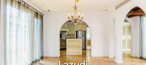 Кафе / ресторан с 3 спальнями в Банг Каео, Таиланд № 15815 3