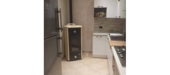 3 bedrooms Apartment in Teramo, Italy No. 373702 2