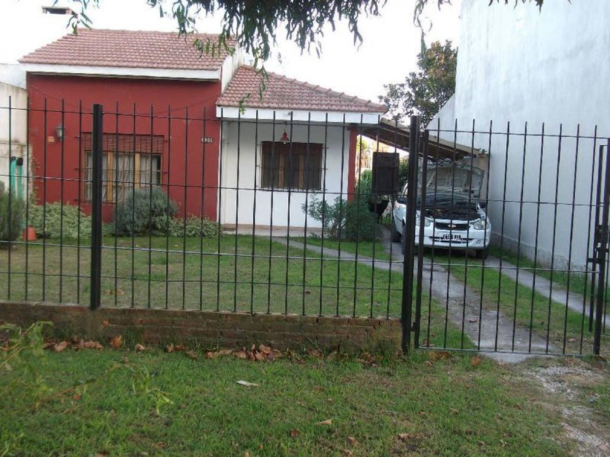 2 bedrooms House in Mar del Plata, Argentina No. 72874