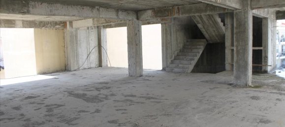 670m² Maisonette in Pylaia, Greece No. 5777 9