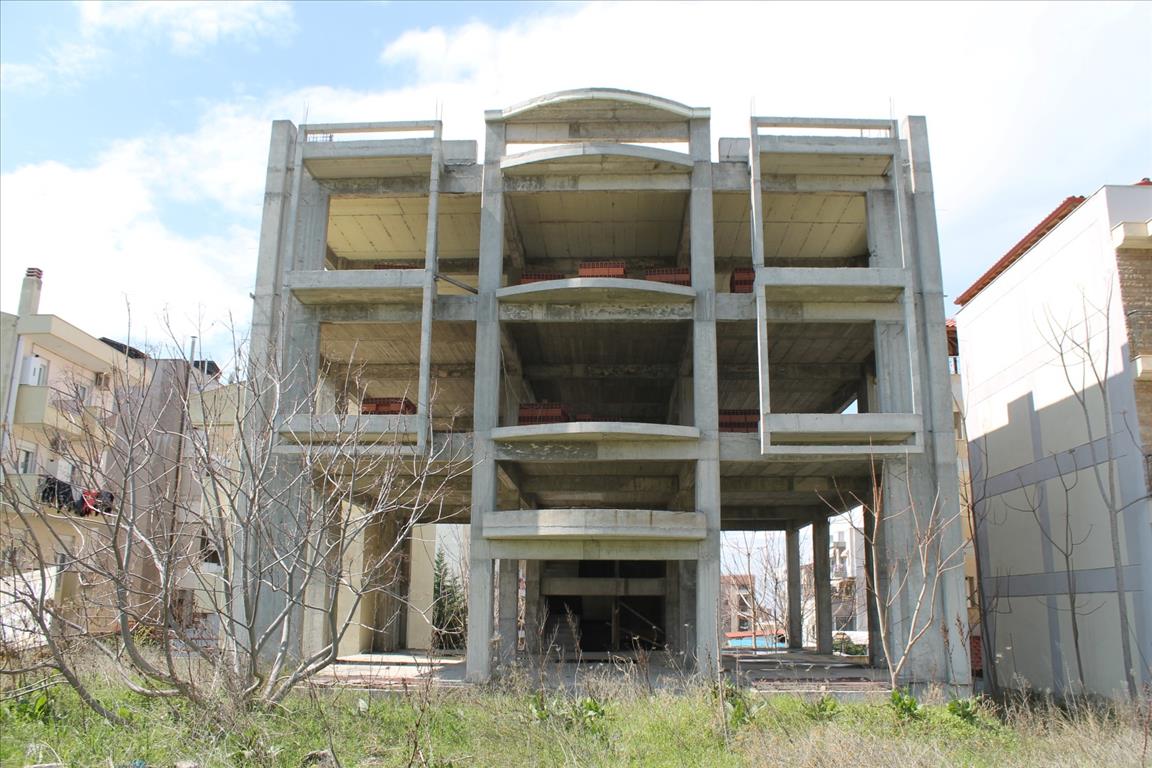 670m² Maisonette in Pylaia, Greece No. 5777