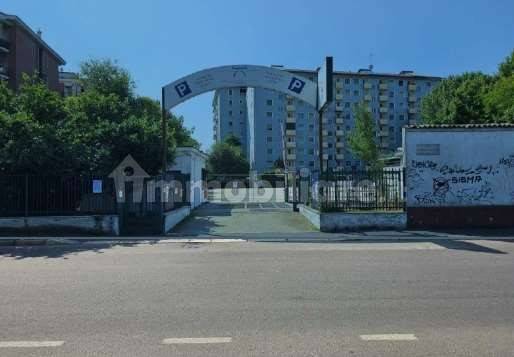 Garaje de 5 habitaciónes en Milan, Italy No. 312346