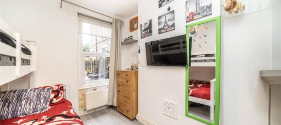 2 bedrooms Apartment in London, United Kingdom No. 12803 6