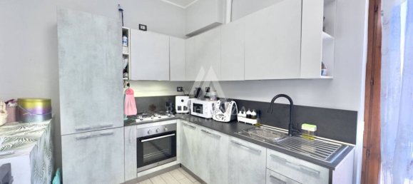 Apartamento T2 em Boltiere, Italy N.º 261664 6