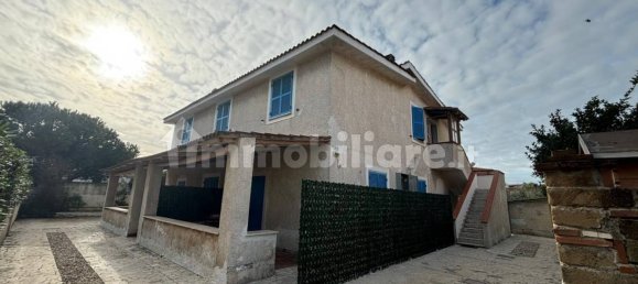 2 bedrooms Apartment in Fiumicino, Italy No. 102337 3