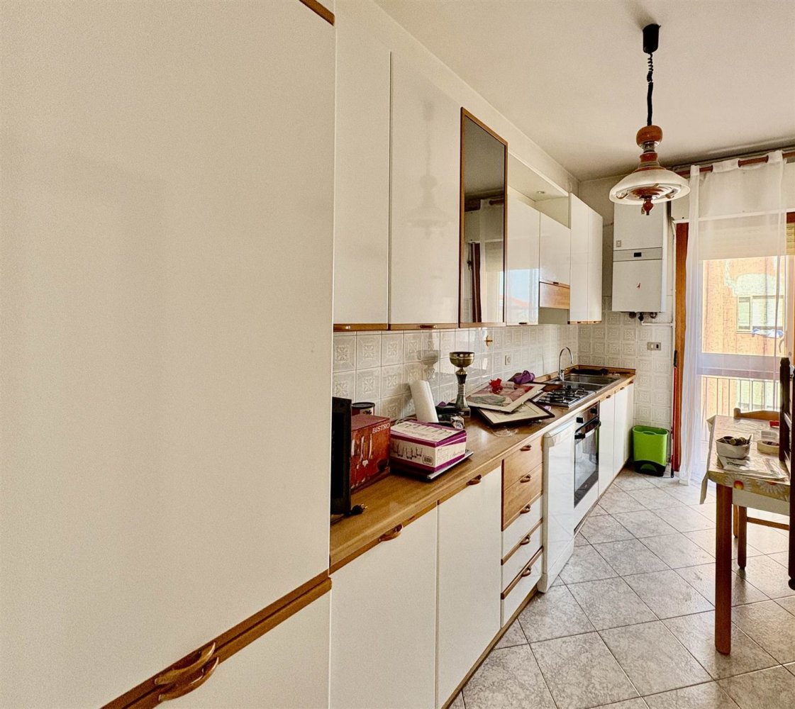 5 rooms Apartment in Chioggia, Italy No. 294561