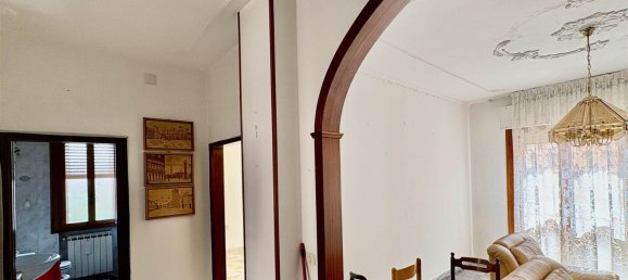 5 rooms Apartment in Chioggia, Italy No. 294561 5