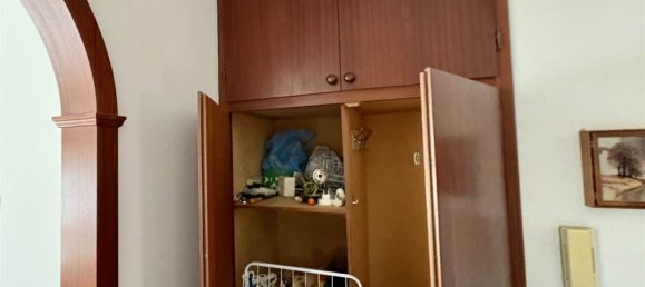 5 rooms Apartment in Chioggia, Italy No. 294561 4