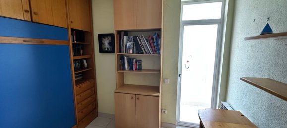 Apartamento de 4 dormitorios en Sants-Montjuïc, Spain No. 134759 40