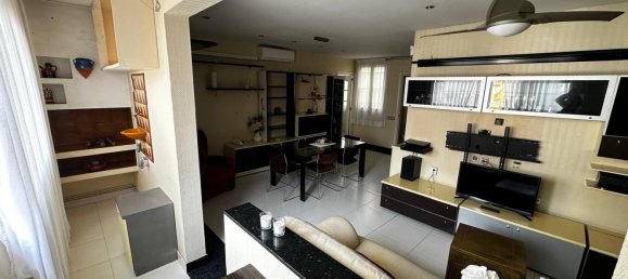 Apartamento de 4 dormitorios en Sants-Montjuïc, Spain No. 134759 9