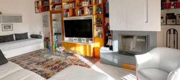 Villa de 3 dormitorios en Carrara, Italy No. 166495 8