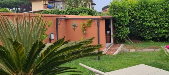 Villa de 3 dormitorios en Carrara, Italy No. 166495 25