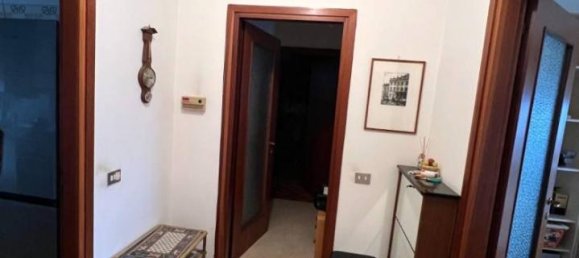 3 rooms Apartment in Como, Italy No. 36887 7