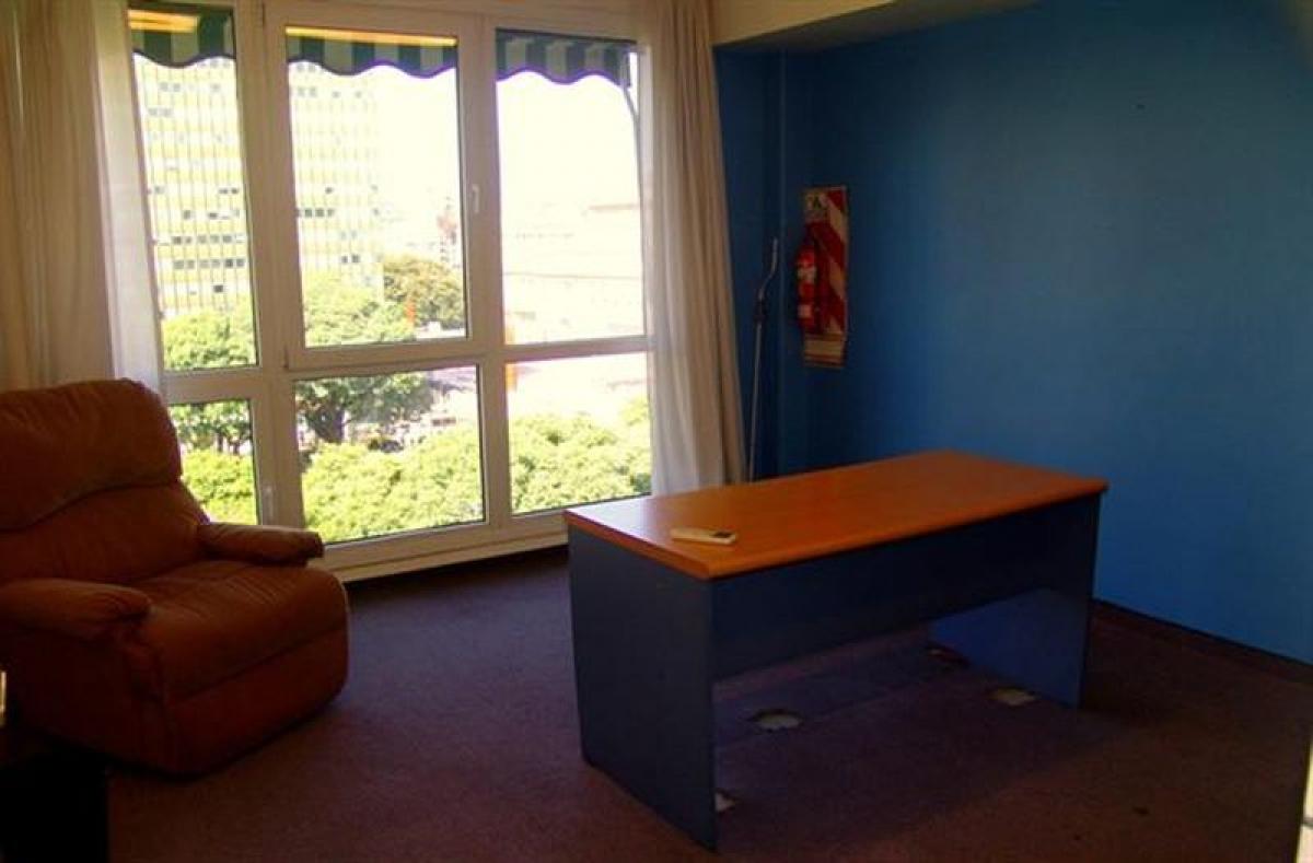 300m² Office in Buenos Aires, Argentina No. 106656