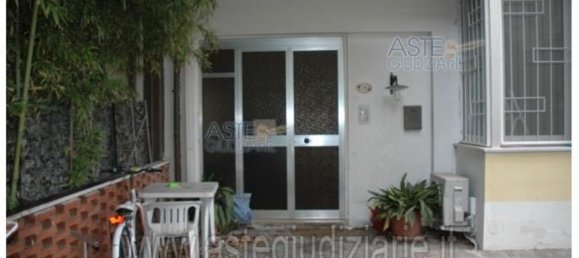 5 rooms Apartment in Cattolica, Italy No. 11495 6