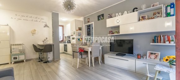 Apartamento de 2 dormitorios en Settimo Milanese, Italy No. 312604 4