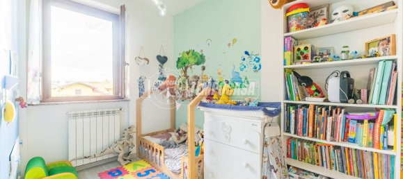 Apartamento de 2 dormitorios en Settimo Milanese, Italy No. 312604 11