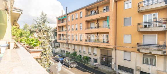 Apartamento de 2 dormitorios en Settimo Milanese, Italy No. 312604 17