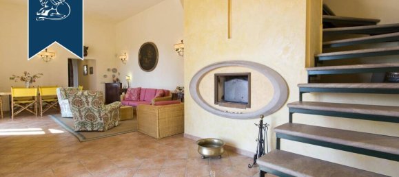 10 غرف نوم منزل في Siena, Italy رقم 320301 26