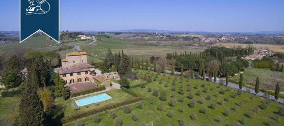 10 غرف نوم منزل في Siena, Italy رقم 320301 2