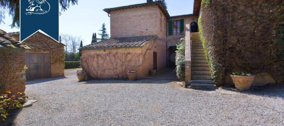 10 غرف نوم منزل في Siena, Italy رقم 320301 13