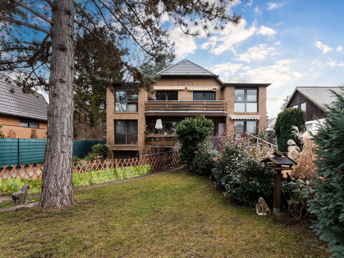 354m² Building in Heiligensee, Germany No. 109712