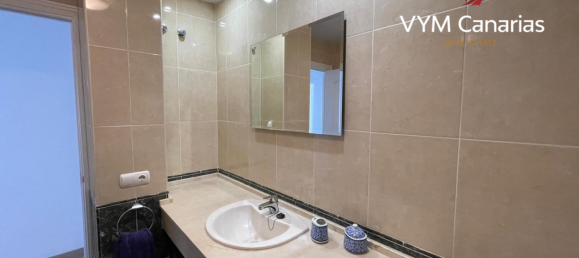 2 bedrooms Penthouse in Playa, Spain No. 15035 19