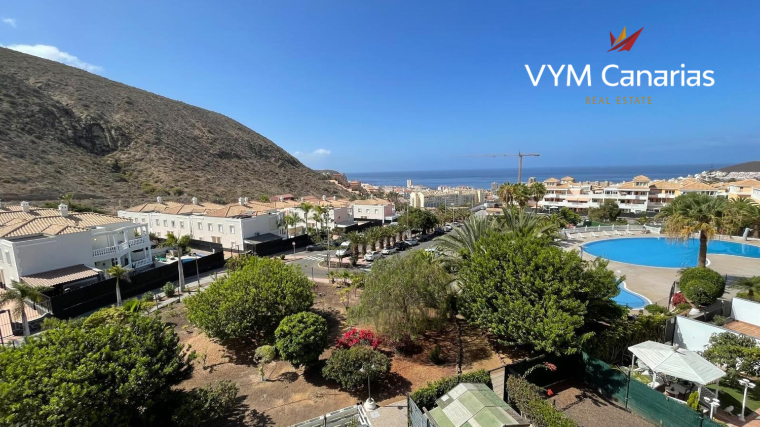 2 bedrooms Penthouse in Playa, Spain No. 15035