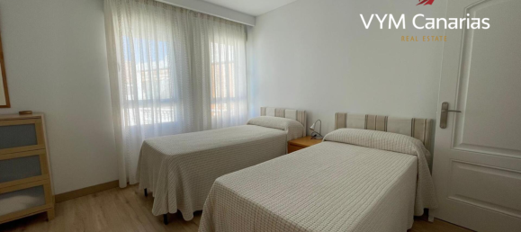 2 bedrooms Penthouse in Playa, Spain No. 15035 16