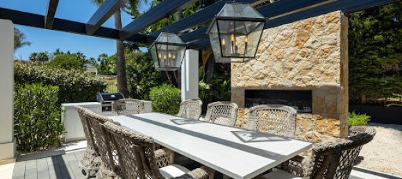 5 bedrooms Villa in Marbella, Spain No. 136719 8