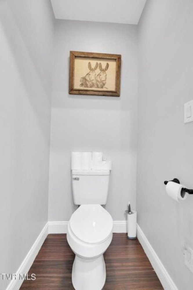 3 bedrooms House in Bristol, USA No. 381397