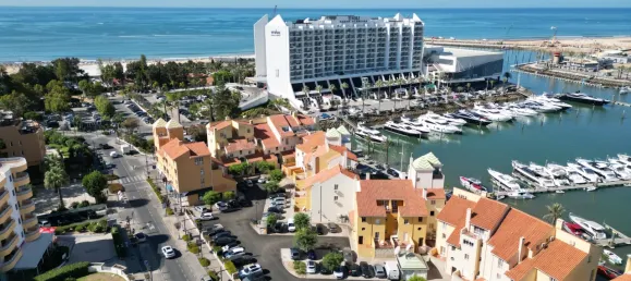 1 Schlafzimmer Wohnung in Quarteira, Portugal, Nr. 143589 2