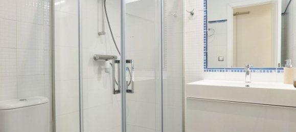 Apartamento de 3 dormitorios en San Luis de Sabinillas, Spain No. 148386 22