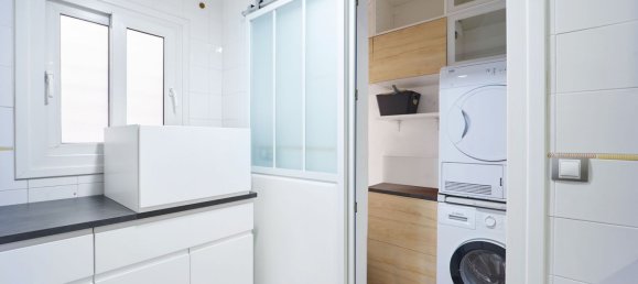 Apartamento de 3 dormitorios en San Luis de Sabinillas, Spain No. 148386 10