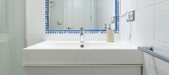 Apartamento de 3 dormitorios en San Luis de Sabinillas, Spain No. 148386 20