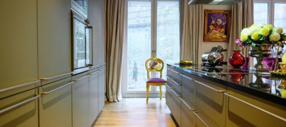 Квартира с 3 спальнями в Тиргартен, Германия № 65014 5