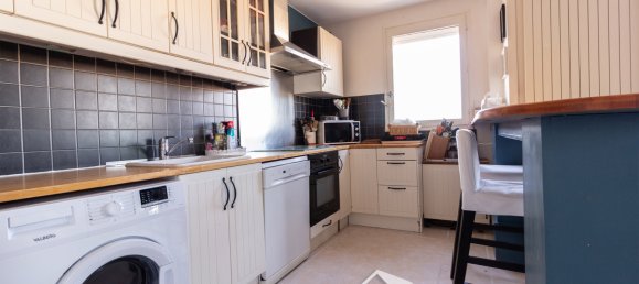 3 bedrooms Apartment in Eragny, France No. 163010 2