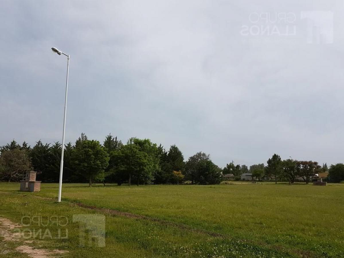 Grundstück in Lujan, Argentina, Nr. 46568