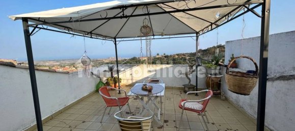 3 bedrooms Apartment in Riace, Italy No. 343713 3