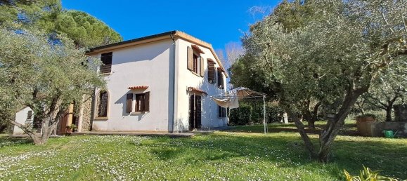 4 bedrooms House in Montescudaio, Italy No. 52319 18