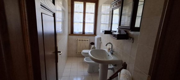 4 bedrooms House in Montescudaio, Italy No. 52319 15