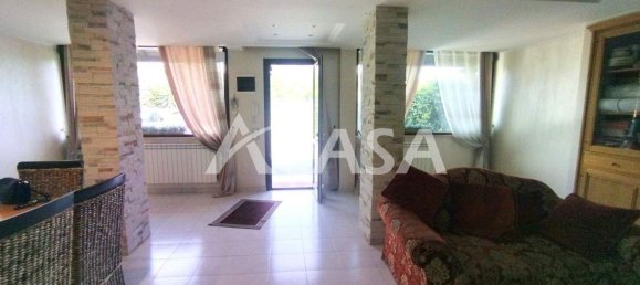 4 bedrooms Villa in Lariano, Italy No. 310824 11