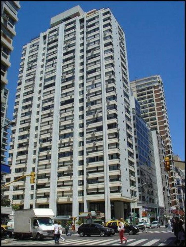 Склад 17м² в Буэнос-Айрес, Аргентина № 106022