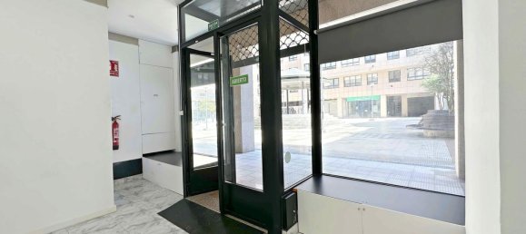 Коммерческая недвижимость 67м² в Ла-Корунья, Испания № 45758 8