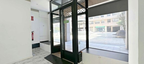 Коммерческая недвижимость 67м² в Ла-Корунья, Испания № 45758 16